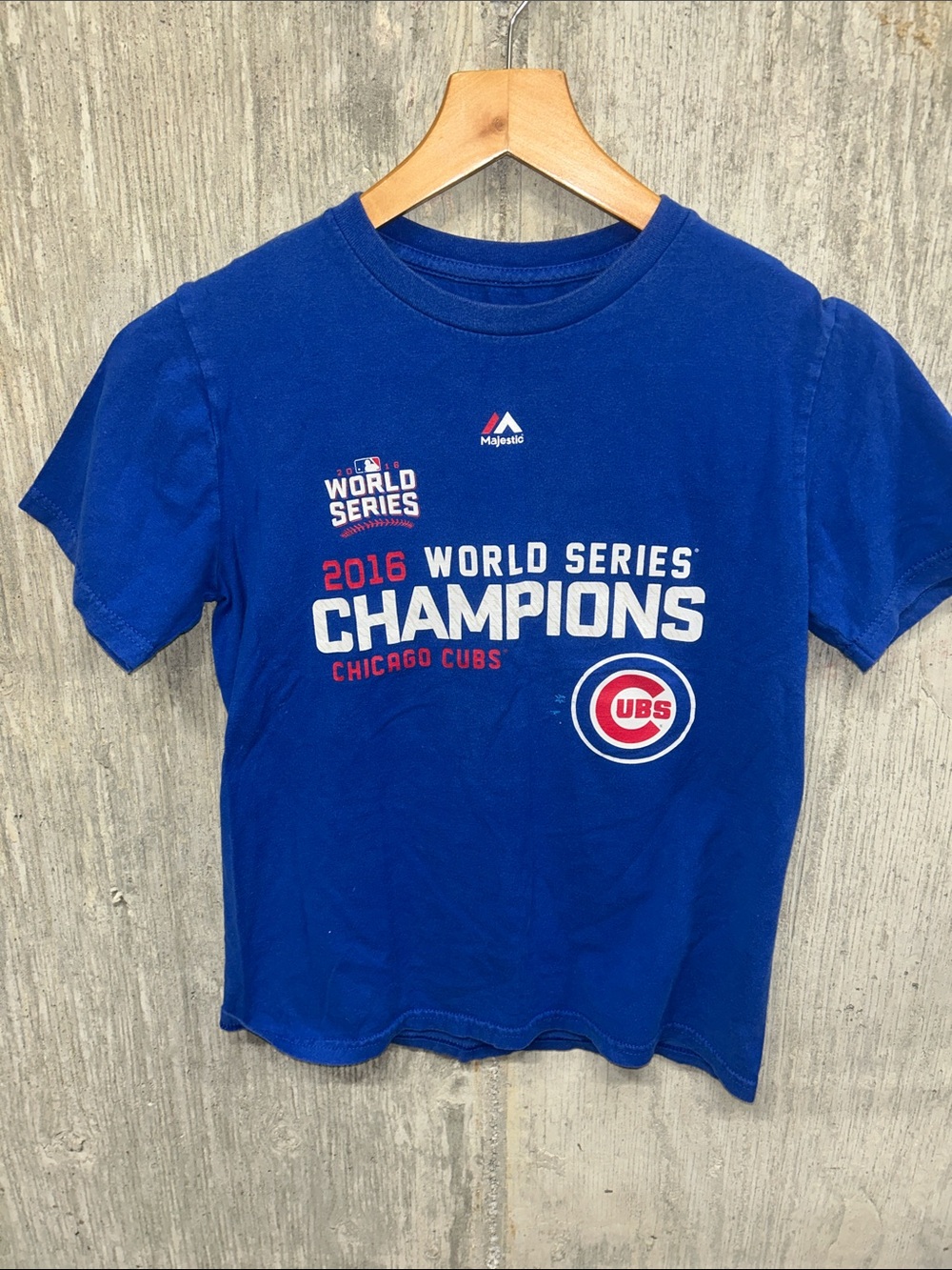 Majestic Chicago Cubs 2016 Champions Kids Medium Tee - Royal Blue